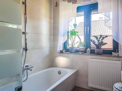Wanne mit Dusche - 