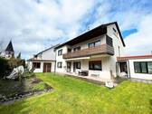 Gartenansicht - Familienhaus in gesuchter Lage mit viel Platz zum Wohnen und Arbeiten!