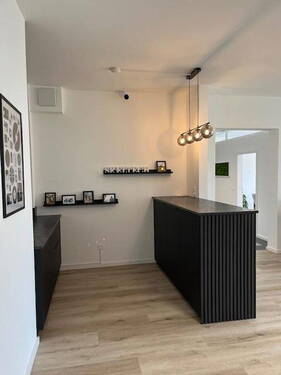 Eingang/Teeküche - Büro mit 53,00 m&sup2; in Frechen zur Miete