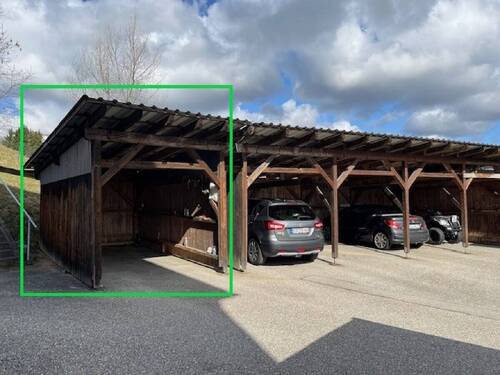 Carport links markiert - 