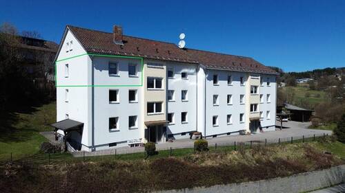 Ansicht Süd-Ost - 2 - Zimmer ETW mit Carport in der Kreisstadt Regen 'bezahlbarer Wohnraum' Kaufpreis 70.000,00 €