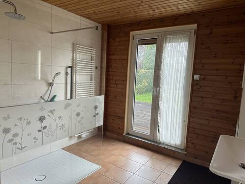 Badezimmer Erdgeschoss - 