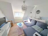 Wohnzimmer - 3 Zimmer Etagenwohnung zur Miete in Bremerhaven