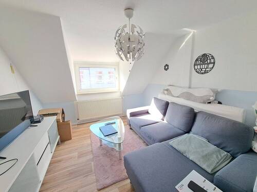 Wohnzimmer - 3 Zimmer Etagenwohnung zur Miete in Bremerhaven