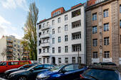 Fassade - 1 Zimmer Etagenwohnung zum Kaufen in Berlin