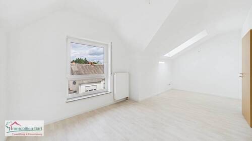 Schlafzimmer - FREUDENBURG: 2-ZIMMERWOHNUNG IN TOP LAGE
