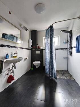 Badezimmer / Büro - 