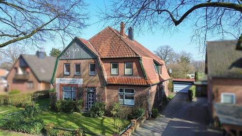 Front rechts - 9 Zimmer Mehrfamilienhaus, Wohnhaus zum Kaufen in Hagen
