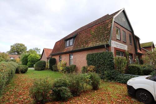 Front links - Mehrfamilienhaus, Wohnhaus mit 298,00 m² in Hagen zum Kaufen