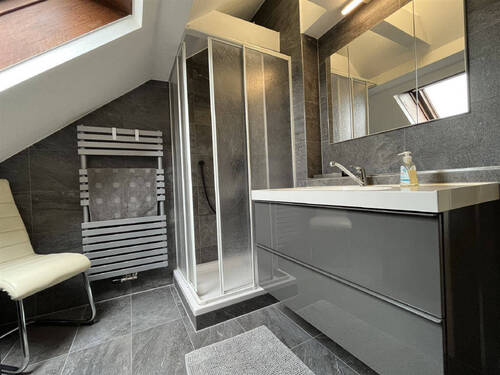 Bad im Dachgeschoss - 