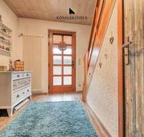 Viel Platz für Familie und Beruf: Modernisiertes Ein-Zweifamilienhaus mit Ausbaureserve, tollem Garten und Nebenräumen! - Steinmauern
