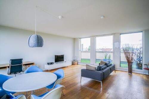 Wohnzimmer - 2 Zimmer Etagenwohnung in Berlin
