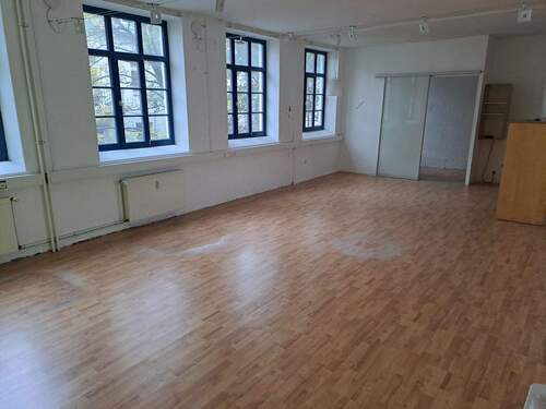 großes Büro I - 3 Zimmer Büro zur Miete in Hamburg