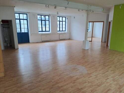 großes Büro I - Büro mit 150,00 m&sup2; in Hamburg zur Miete