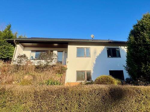 Hausansicht - 7 Zimmer Einfamilienhaus in Binau