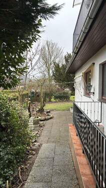 Bild 3 - 9 Zimmer Doppelhaushälfte in Tangstedt