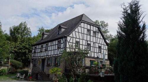 Pyrmonter Mühle ein Idyll - Hotel, Pension, Gasthof in Roes