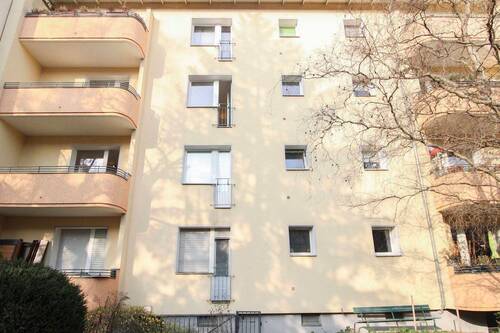 Hinterhof - 