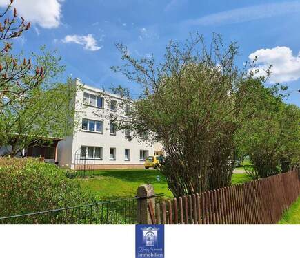 Blick zum Haus - 