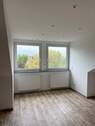 .. Aussicht ins Grüne ! - 2 Zimmer Etagenwohnung in Kitzingen