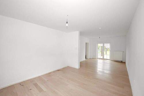 Wohnzimmer - 5 Zimmer Mehrfamilienhaus, Wohnhaus zum Kaufen in Bergheim