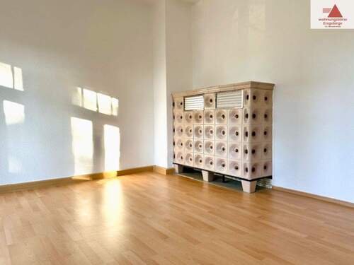 Kachelofen Seite Wohnzimmer - 3 Zimmer Etagenwohnung zur Miete in Annaberg-Buchholz