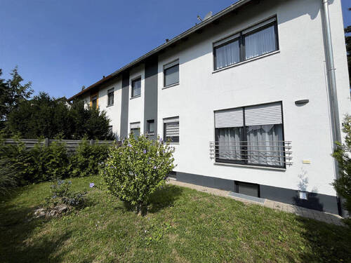 Außenansicht - 8 Zimmer Mehrfamilienhaus, Wohnhaus zum Kaufen in Erlangen