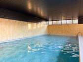 Großzügiges Schwimmbad - 