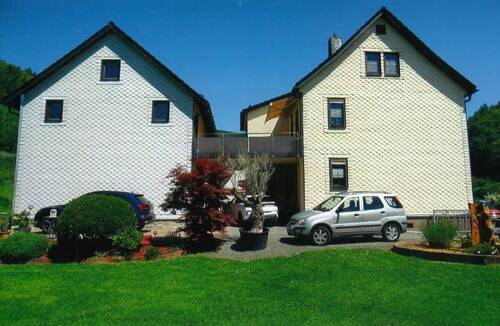 Hausansicht - Einfamilienhaus mit 190,00 m&sup2; in Steinbach-Hallenberg zum Kaufen