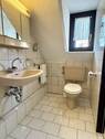 Badezimmer rechts 1. OG - 
