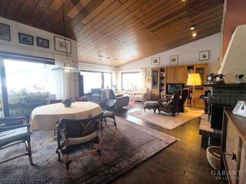 Wohnzimmer - 6 Zimmer Einfamilienhaus zum Kaufen in Auenwald