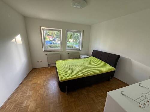 Schlafzimmer.jpg - 2 Zimmer Etagenwohnung in Volkach