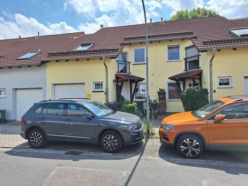 Straßenansicht - 