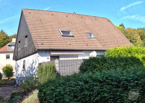 Außenansicht vom Privatweg - 8 Zimmer Einfamilienhaus in Wuppertal