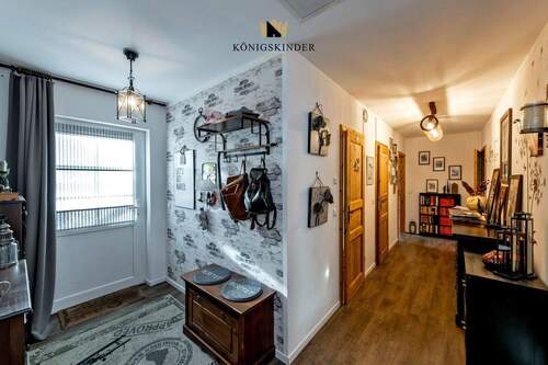 Flur - 4 Zimmer Bungalow zum Kaufen in Eislingen/Fils