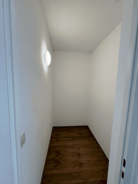Abstellkammer - 