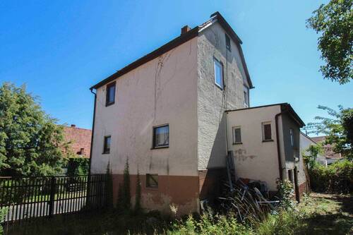 Haus hinten - Mehrfamilienhaus, Wohnhaus mit 160,00 m² in Erlenbach am Main zum Kaufen