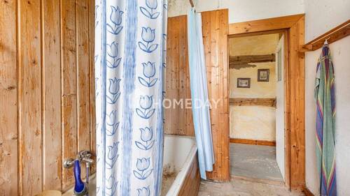 1. OG Badezimmer 1 2 - 