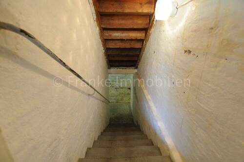 Treppenabgang zum Keller - 
