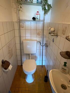 WC - 