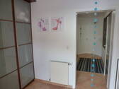 - Entree, Garderobe inkl. Einbauschrank - 