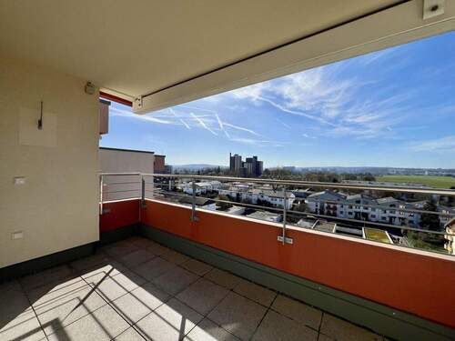 Balkon - Etagenwohnung mit 101,40 m&sup2; in Kornwestheim zum Kaufen