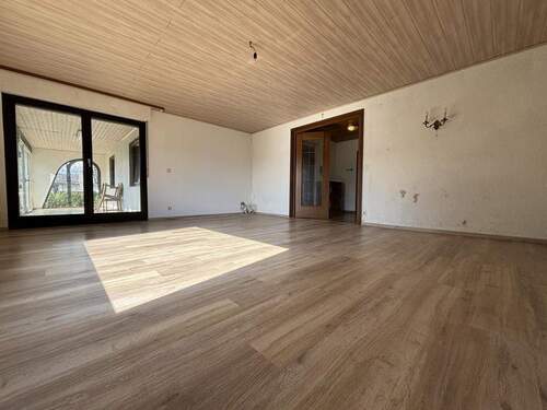 Wohnzimmer im EG - 