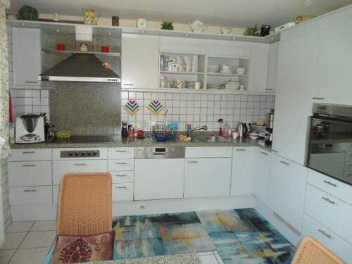 EBK - 3 Zimmer Etagenwohnung zur Miete in Husum