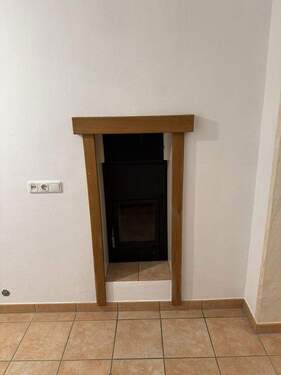 Feuerstelle Kachelofen - Flur - 