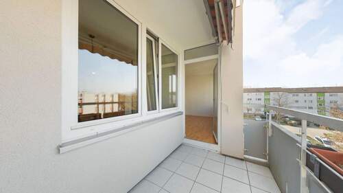 Balkon - 2 Zimmer Etagenwohnung in Ludwigsburg