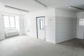 Raum - 5 Zimmer Gewerbeobjekt (Büro, Produktion, Verkauf) in Hüfingen