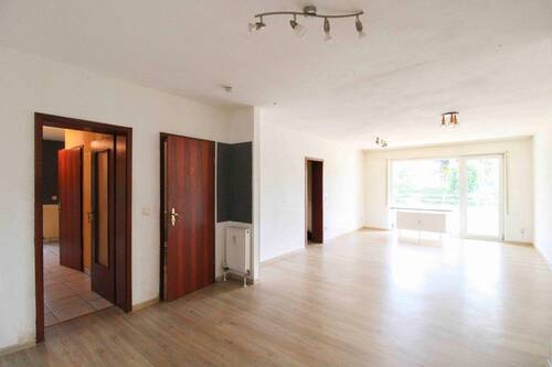 Wohnzimmer - 3 Zimmer Etagenwohnung zum Kaufen in Messel