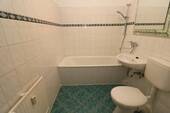 Bad mit Wanne - 3 Zimmer Etagenwohnung zur Miete in Freiberg