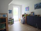 Kinder- oder Arbeitszimmer 2 - 
